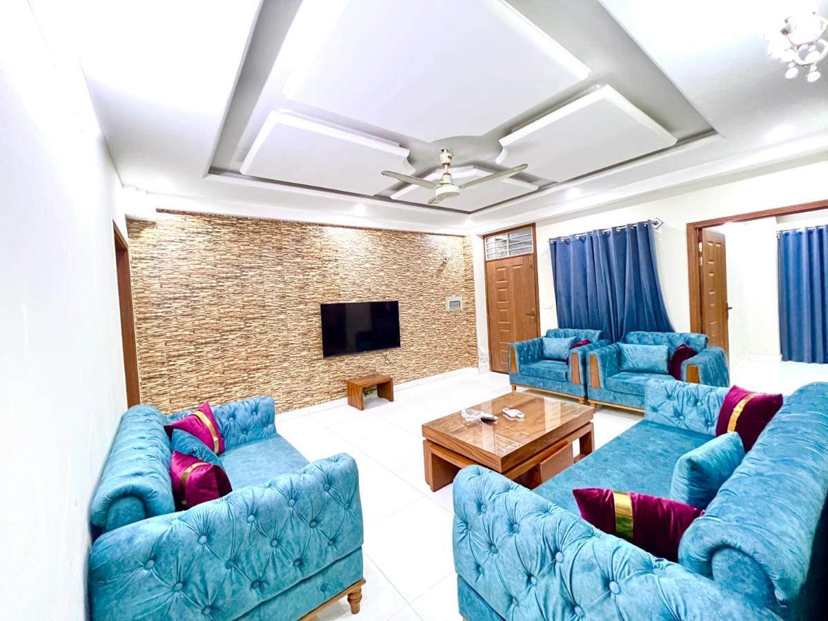 Luxury 3 Bedrooms Apartment Lounge+Kitchen Air-Conditioning And Wifi E11 Ισλαμαμπάντ Εξωτερικό φωτογραφία
