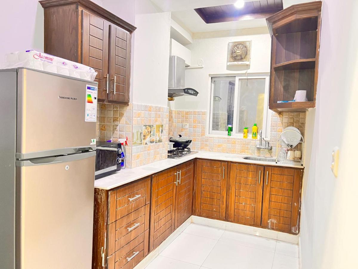 Luxury 3 Bedrooms Apartment Lounge+Kitchen Air-Conditioning And Wifi E11 Ισλαμαμπάντ Εξωτερικό φωτογραφία
