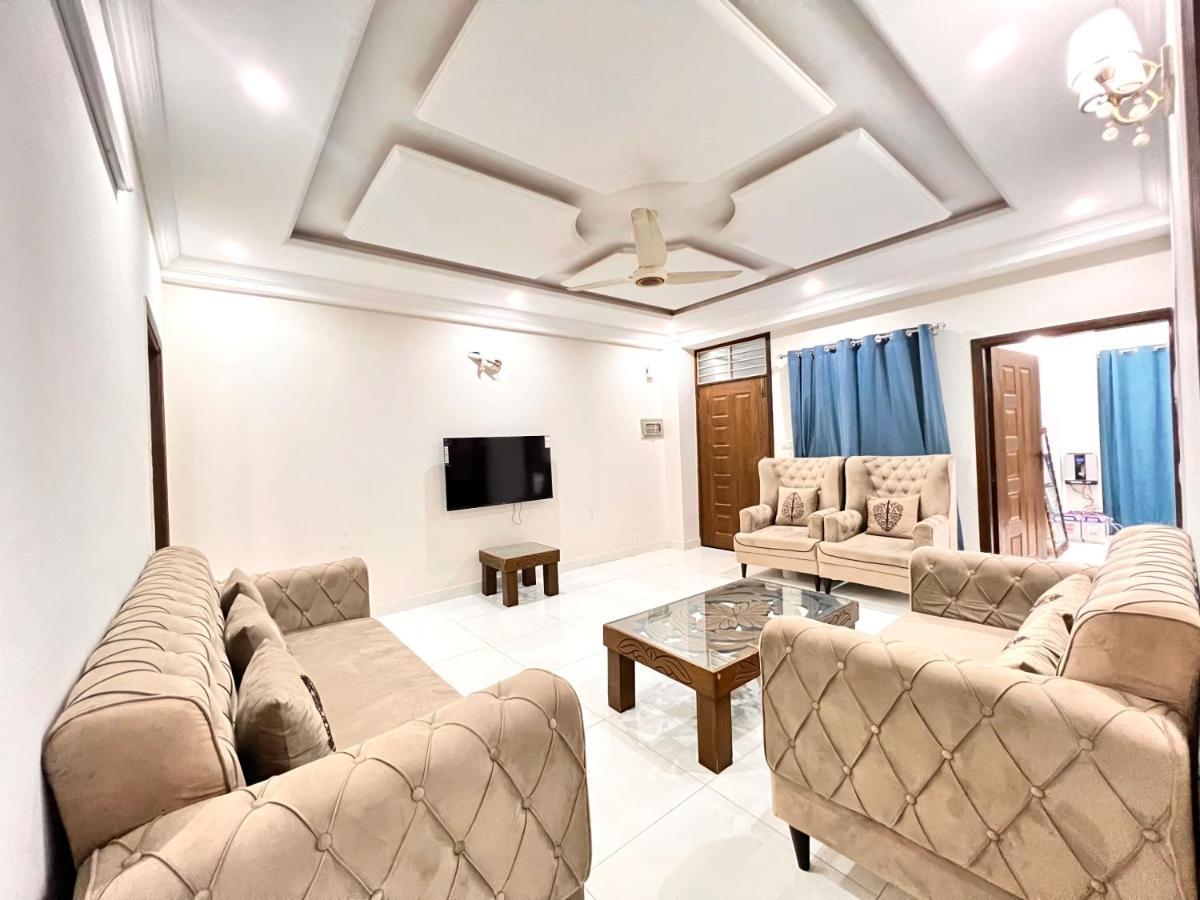 Luxury 3 Bedrooms Apartment Lounge+Kitchen Air-Conditioning And Wifi E11 Ισλαμαμπάντ Εξωτερικό φωτογραφία